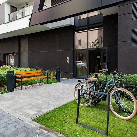 Newburg Apartments Wolska Варшава Екстериор снимка