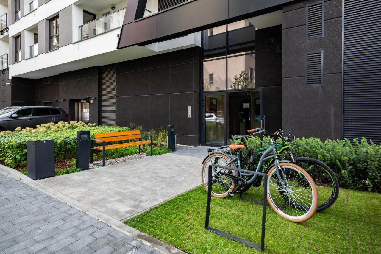Newburg Apartments Wolska Варшава Екстериор снимка