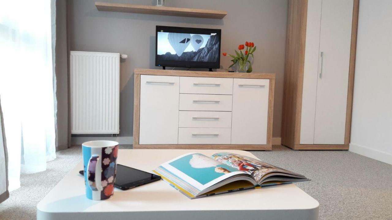Newburg Apartments Wolska Варшава Екстериор снимка