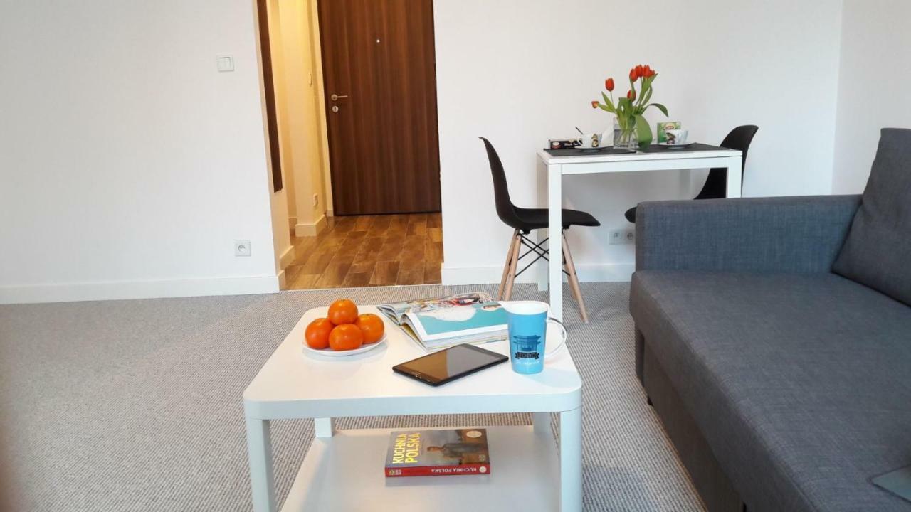 Newburg Apartments Wolska Варшава Екстериор снимка