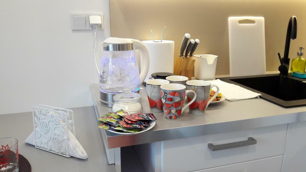 Newburg Apartments Wolska Варшава Екстериор снимка
