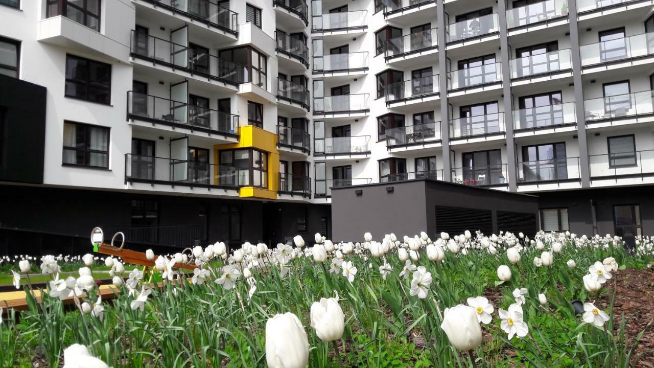 Newburg Apartments Wolska Варшава Екстериор снимка
